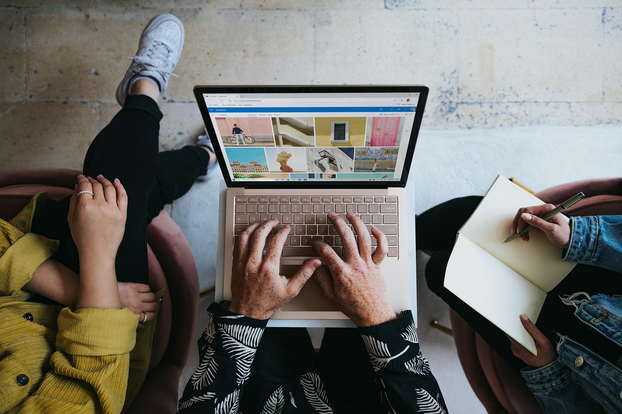 Web Hosting
